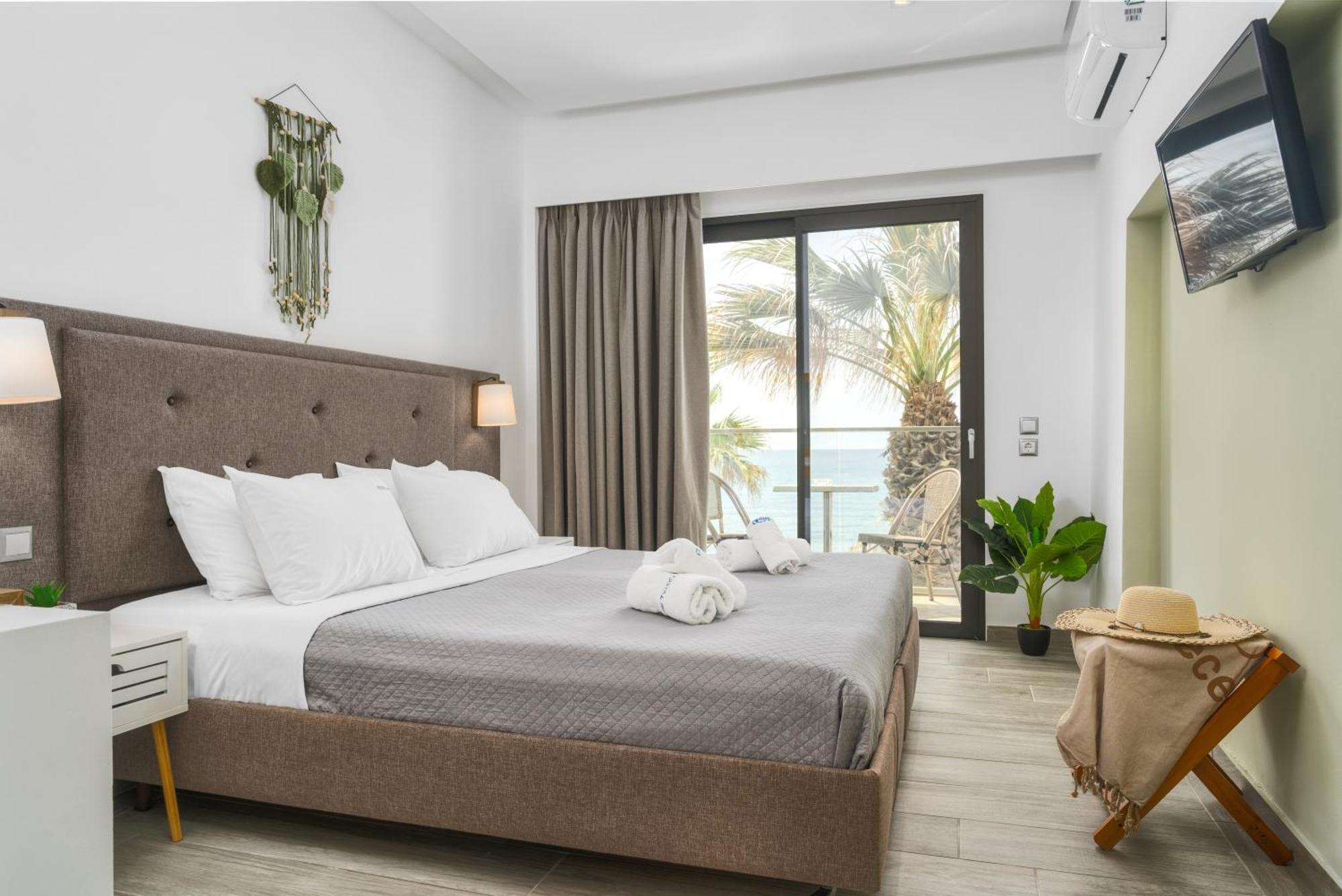 Crystal Beach Hotel Каламакион Экстерьер фото