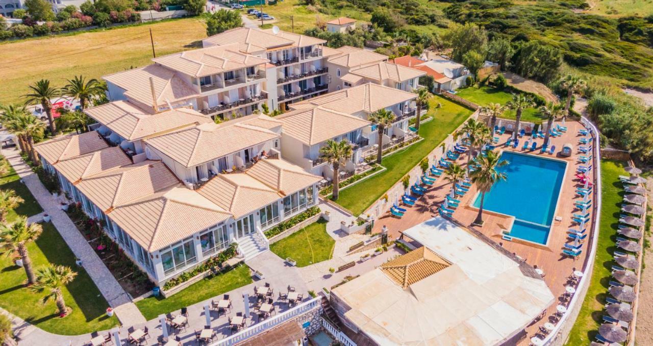 Crystal Beach Hotel Каламакион Экстерьер фото
