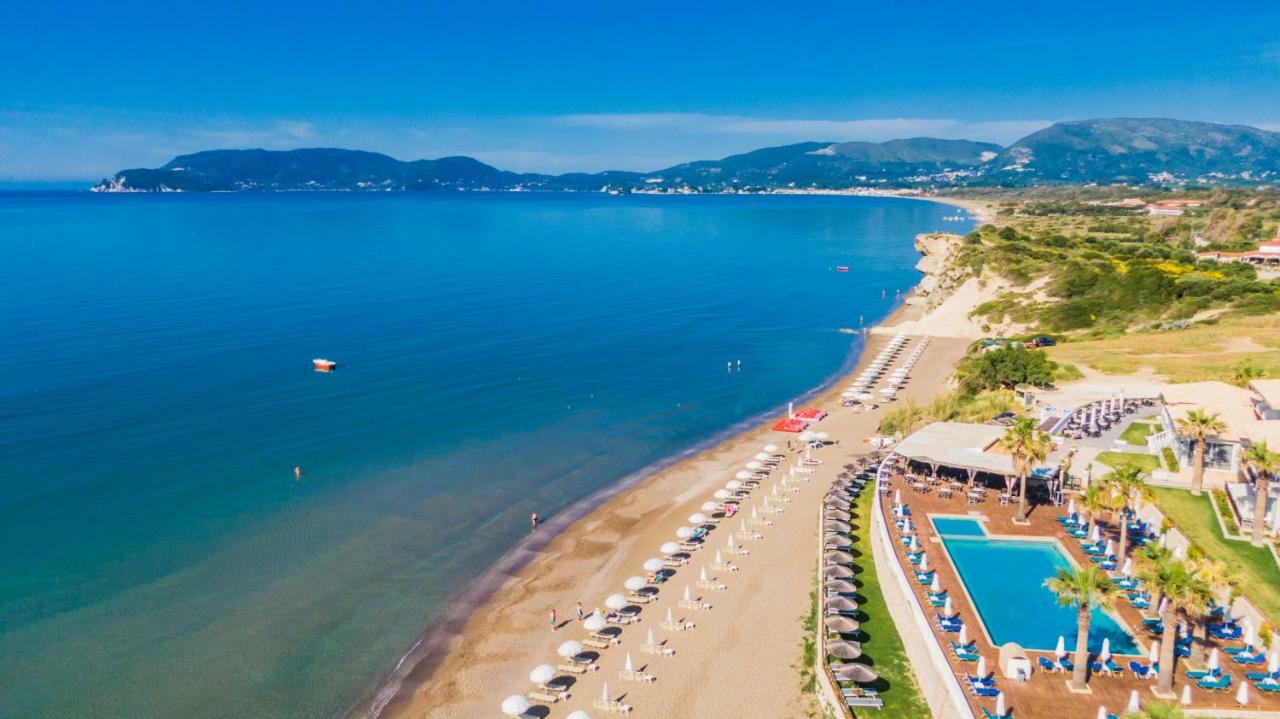 Crystal Beach Hotel Каламакион Экстерьер фото